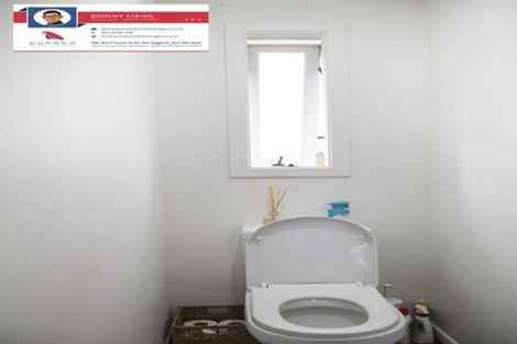 Photo of property in 107 Ennis Avenue, Pakuranga Heights, Auckland, 2010