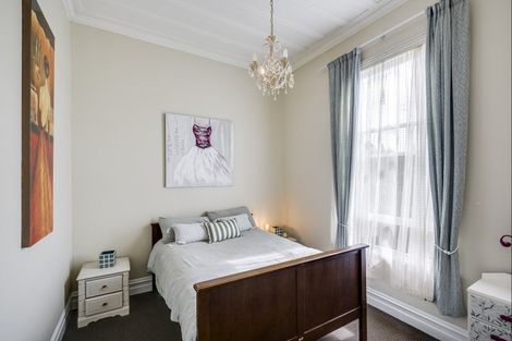 Photo of property in 4 Fitzroy Road, Bluff Hill, Napier, 4110