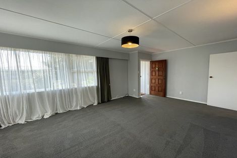 Photo of property in 2 Bennett Place, Onekawa, Napier, 4110