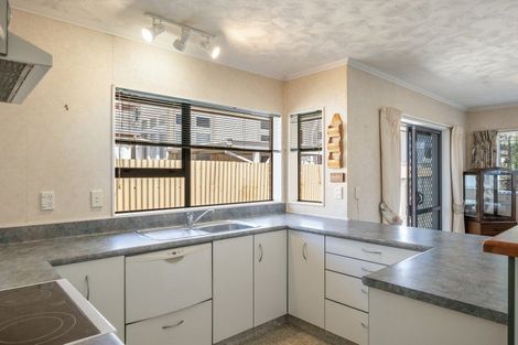 Photo of property in 52a Queen Street West, Levin, 5510