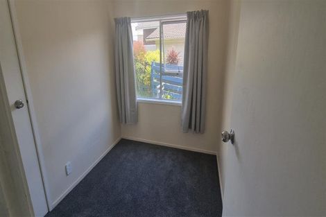 Photo of property in 2 Hinau Street, Pukehangi, Rotorua, 3015