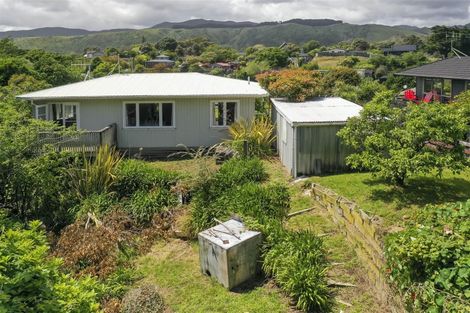 Photo of property in 21 Renown Road, Raumati South, Paraparaumu, 5032