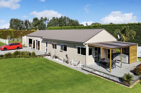 Photo of property in 16 Hogbin Road, Te Teko, Whakatane, 3193