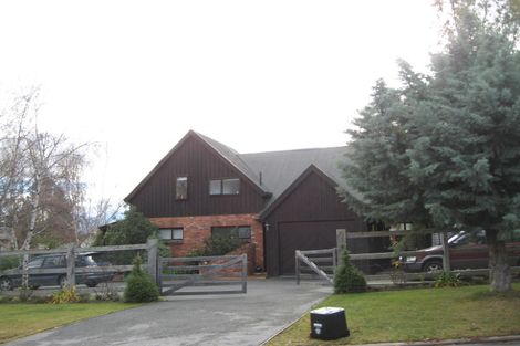 Photo of property in 136 Hunter Crescent, Wanaka, 9305