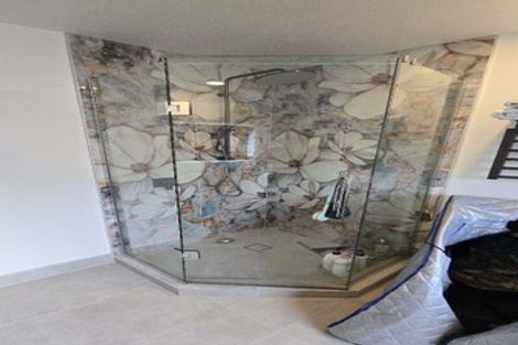 Photo of property in 15a Lyren Place, Half Moon Bay, Auckland, 2012