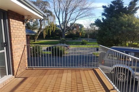 Photo of property in 28a Riverlaw Terrace, Saint Martins, Christchurch, 8022