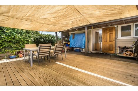 Photo of property in 8 Oraha Road, Huapai, Kumeu, 0810