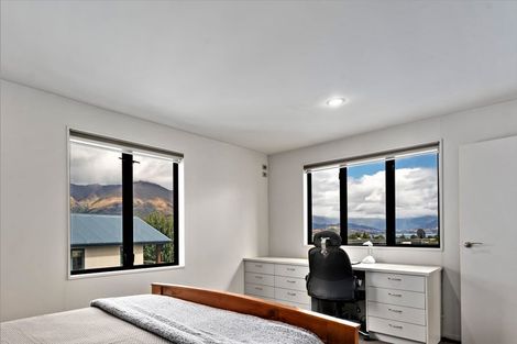 Photo of property in 107b Kings Drive, Wanaka, 9305