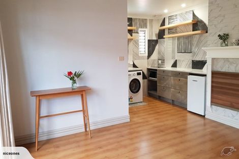 Photo of property in 19 Millstream Drive, Henderson, Auckland, 0610