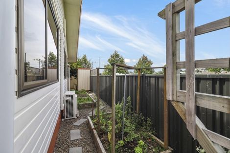 Photo of property in 418b Ngatai Road, Bellevue, Tauranga, 3110