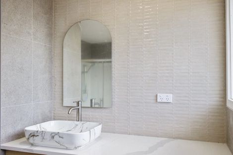 Photo of property in 30 Mcquarrie Avenue, Wattle Downs, Auckland, 2103