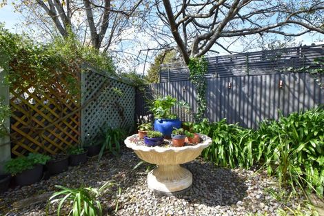 Photo of property in 8 Davy Street, Carterton, 5713