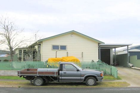 Photo of property in 100b Sharyn Place, Whangamata, 3620