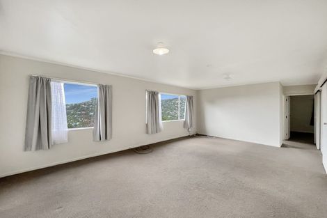 Photo of property in 9 Oldham Way, Crofton Downs, Wellington, 6035