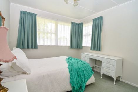 Photo of property in 12 Taverner Street, Carterton, 5713