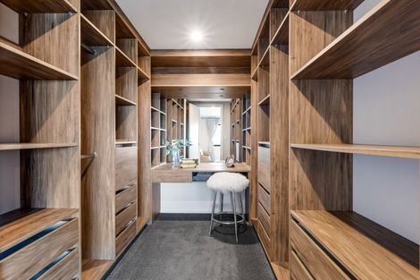 Photo of property in 45 Armstrong Farm Drive, East Tamaki Heights, Auckland, 2016