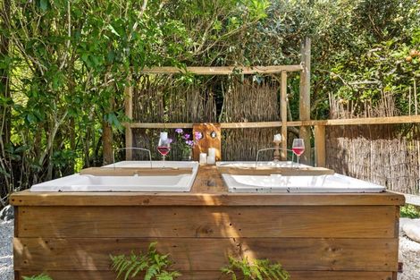 Photo of property in 15 Tukurua Road, Parapara, Takaka, 7182