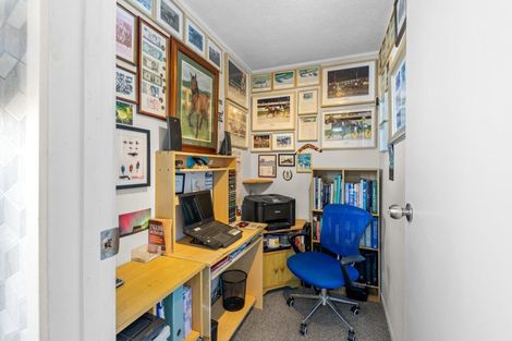 Photo of property in 19a Litchfield Place, Clarks Beach, 2122