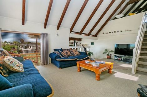 Photo of property in 42 Saint James Street, Richmond Heights, Taupo, 3330