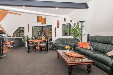 Photo of property in 39 Chamari Close, Titirangi, Auckland, 0604