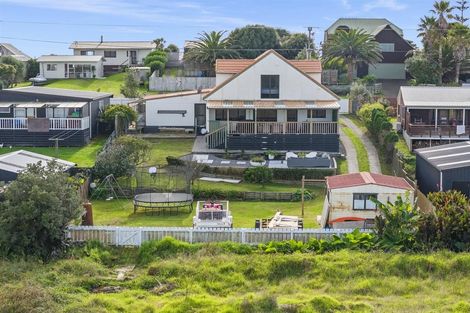 Photo of property in 196 Pukehina Parade, Pukehina, Te Puke, 3189