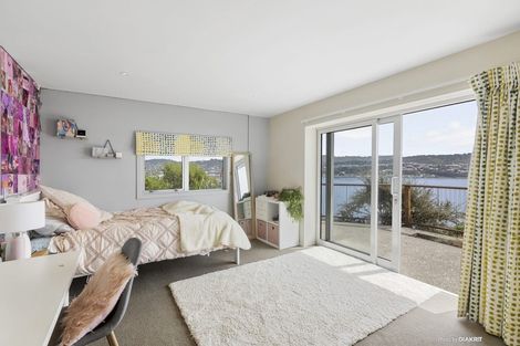 Photo of property in 6 Zaida Way, Maupuia, Wellington, 6022