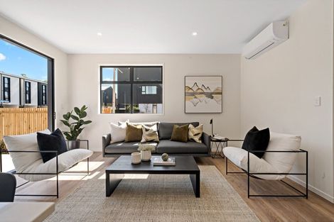 Photo of property in 52 Tahuhu Road, Mount Wellington, Auckland, 1062