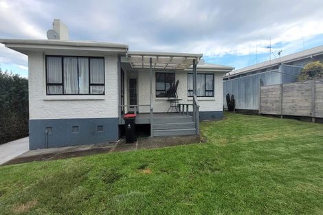 Photo of property in 2 Jefferson Place, Brookfield, Tauranga, 3110