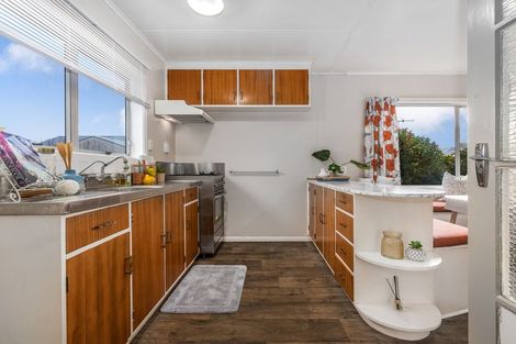 Photo of property in 52a Winchester Street, Levin, 5510