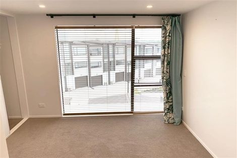 Photo of property in 7 Settlers Avenue, Hobsonville, Auckland, 0618