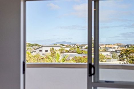 Photo of property in 16a Karaka Street, Otaki Beach, Otaki, 5512