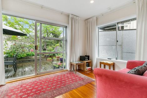 Photo of property in 39 Barrack Road, Mount Wellington, Auckland, 1060