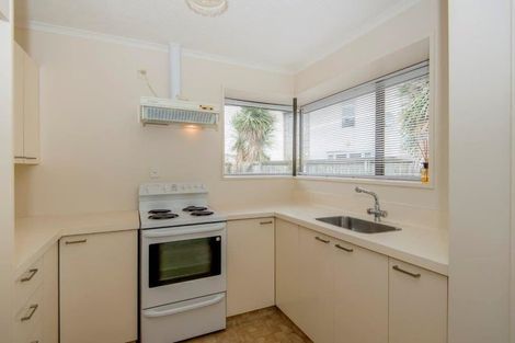 Photo of property in 2/35 Division Street, Riccarton, Christchurch, 8041