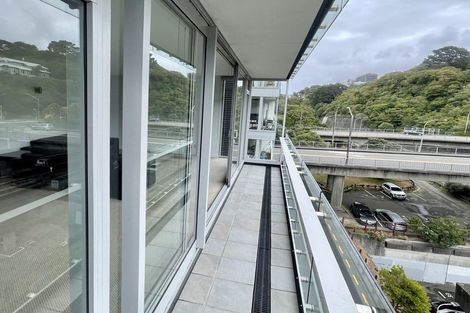 Photo of property in Montreaux Apartments, 3f/164 The Terrace, Wellington Central, Wellington, 6011