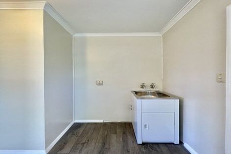 Photo of property in 1/5 Ruahine Street, Trentham, Upper Hutt, 5018