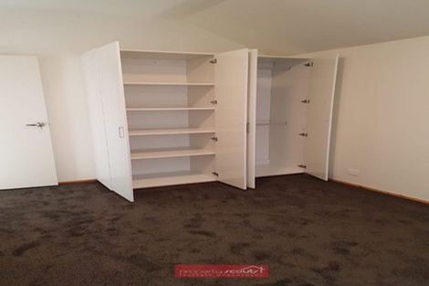 Photo of property in 384 South Road, Omata, New Plymouth, 4374