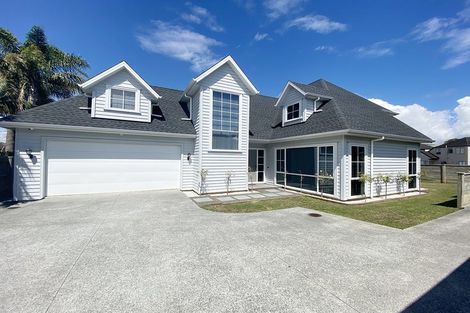 Photo of property in 27 Howe Street, Howick, Auckland, 2014