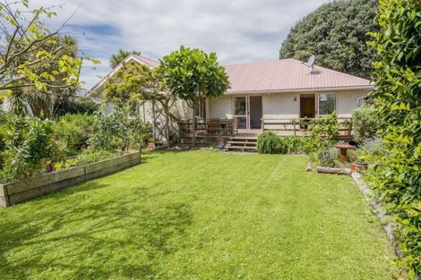 Photo of property in 129c Rangiuru Road, Otaki Beach, Otaki, 5512