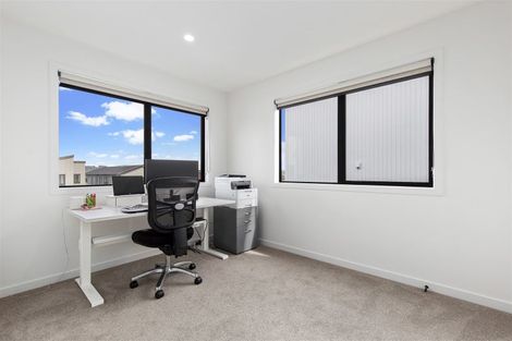 Photo of property in 11 Pohewa Road, Silverdale, 0932