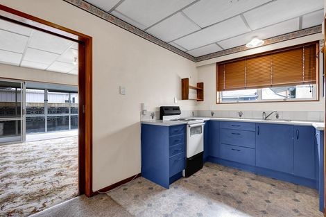 Photo of property in 1/2 Selwyn Street, Lower Vogeltown, New Plymouth, 4310