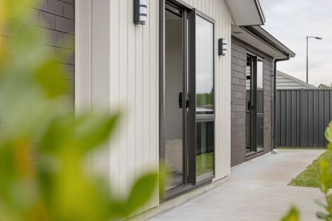 Photo of property in 99 Sentinel Avenue, Omokoroa, 3114