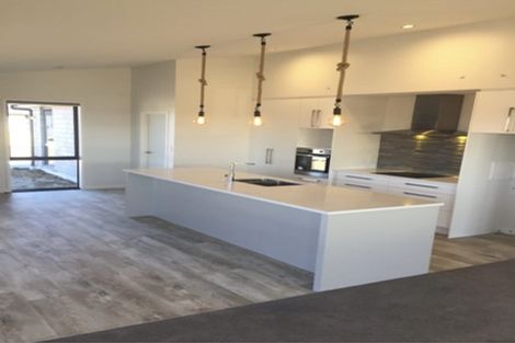 Photo of property in 4 Taioma Close, Papamoa, 3118