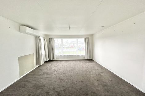 Photo of property in 16 Shamrock Street, Levin, 5510