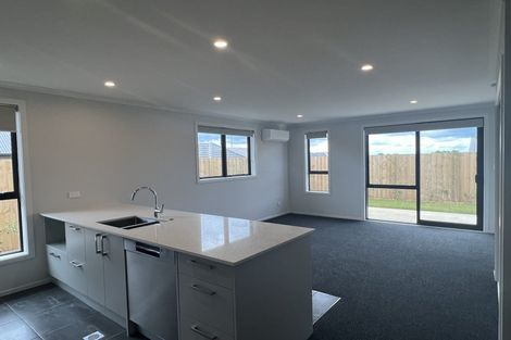 Photo of property in 36 Waruhia Crescent, Rototuna North, 3281