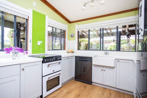 Photo of property in 72 Township Road, Kumeroa, Woodville, 4997