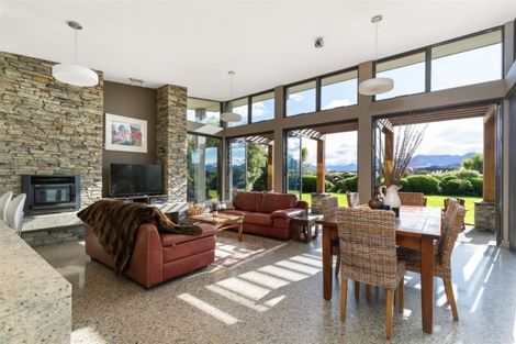Photo of property in 31 Hardie Place, Albert Town, Wanaka, 9305