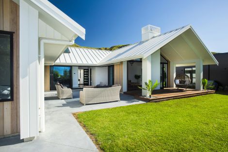 Photo of property in 13 Beach Cove, Wainui, Gisborne, 4010