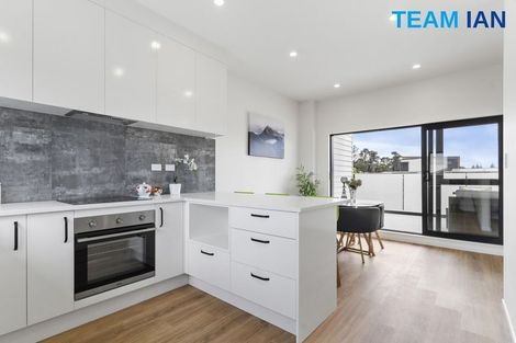 Photo of property in 1/68 Smythe Road, Henderson, Auckland, 0612