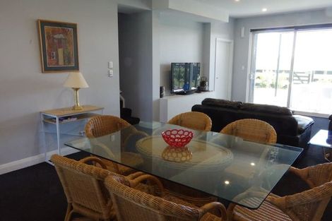 Photo of property in 25 Dow Square, Wigram, Christchurch, 8025