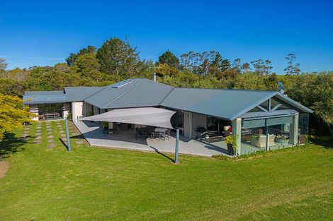 Photo of property in 69a Pipitiwai Drive, Helensville, Kaukapakapa, 0871